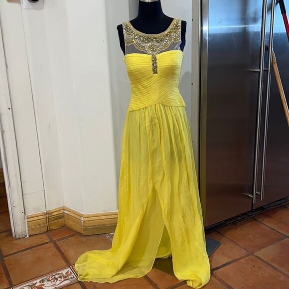 BCBG MAXAZRIA yellow maxi dress with jewels womens size 6